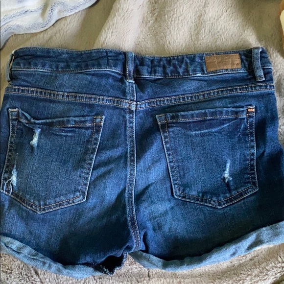 garage shorts - Picture 2 of 2